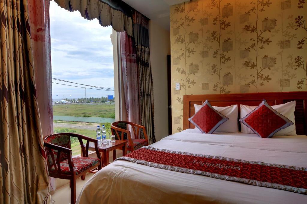 Trung Duong Da Nang Beach Hotel ภายนอก รูปภาพ