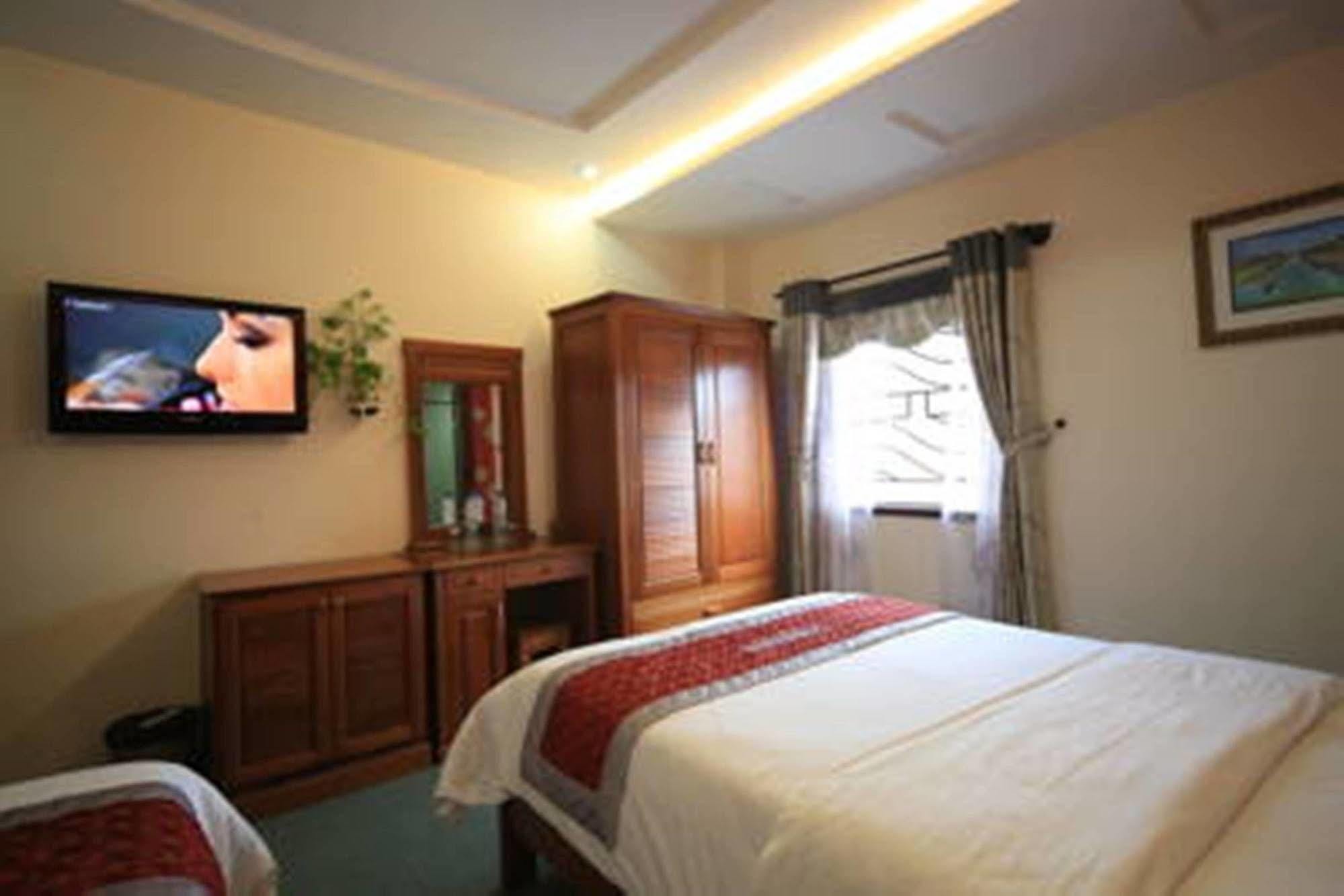 Trung Duong Da Nang Beach Hotel ภายนอก รูปภาพ