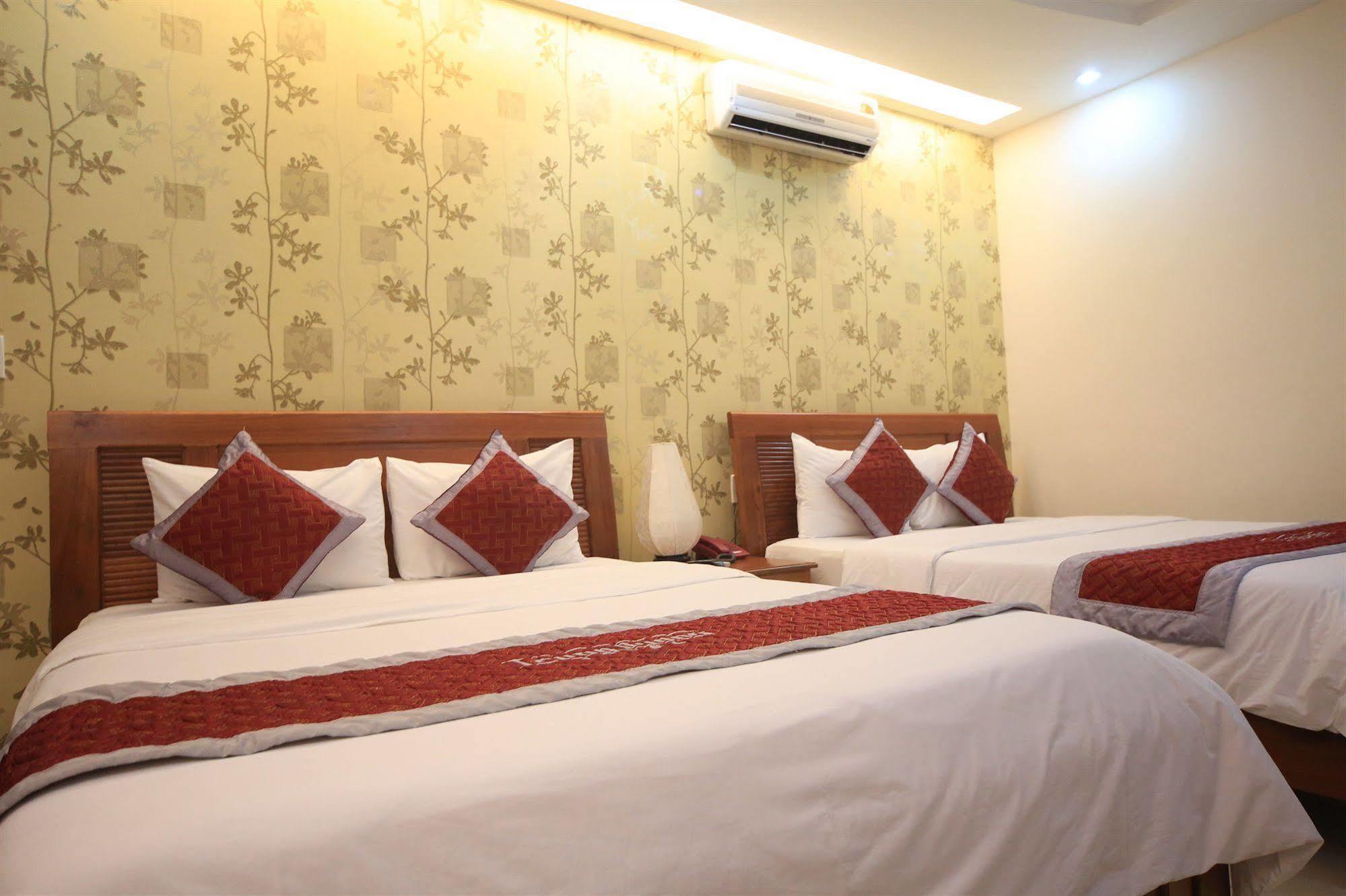 Trung Duong Da Nang Beach Hotel ภายนอก รูปภาพ
